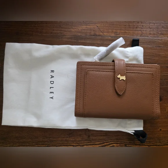 Radley London Small Bifold Wallet Brown Leather New With Dust Cover Bag - Picture 1 of 6